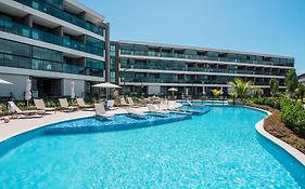 Beach Class Summer Residence - Flat em Porto de Galinhas por Yolo